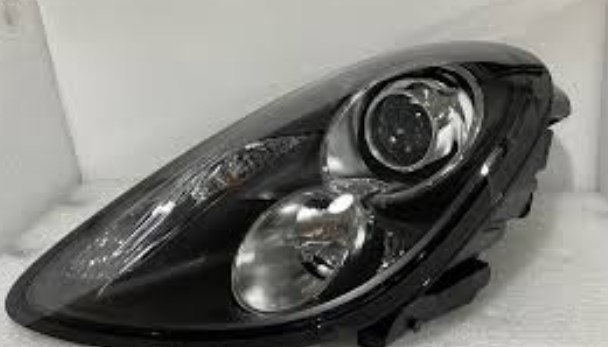 چراغ جلو سمت چپ پورشه باکستر