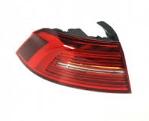 چراغ خطر عقب روی گلگیر سمت چپ فولکس واگن پاسات 3G5945207E